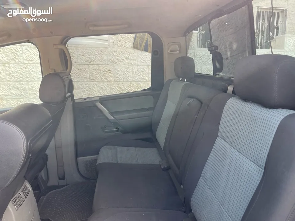 للبيع او البدل بكم نيسان تيتان  بنزين فورويل شغال فتحة قناص مرخص Nissan titan  قابل للتقسيط