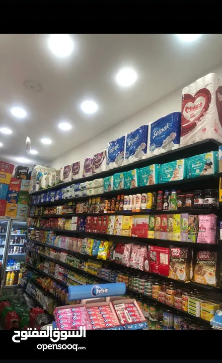 سوبر ماركت للبيع في كفر عقب