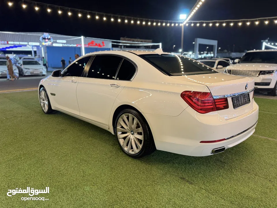 BMW 740 خليجي