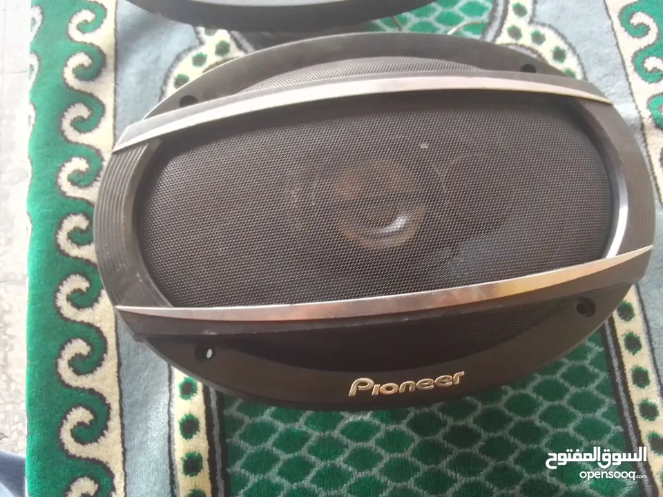 سماعات Pioneer 550