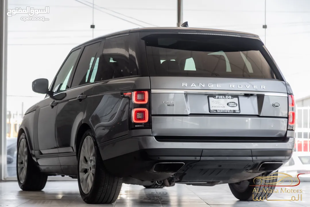 Range Rover Vogue Hse 2020 Plug in hybrid   السيارة بحالة الوكالة و قطعت مسافة 50,000 ميل فقط
