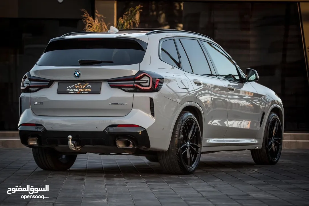 جيب BMW x3 M لون باطوني بنزين وكهرباء