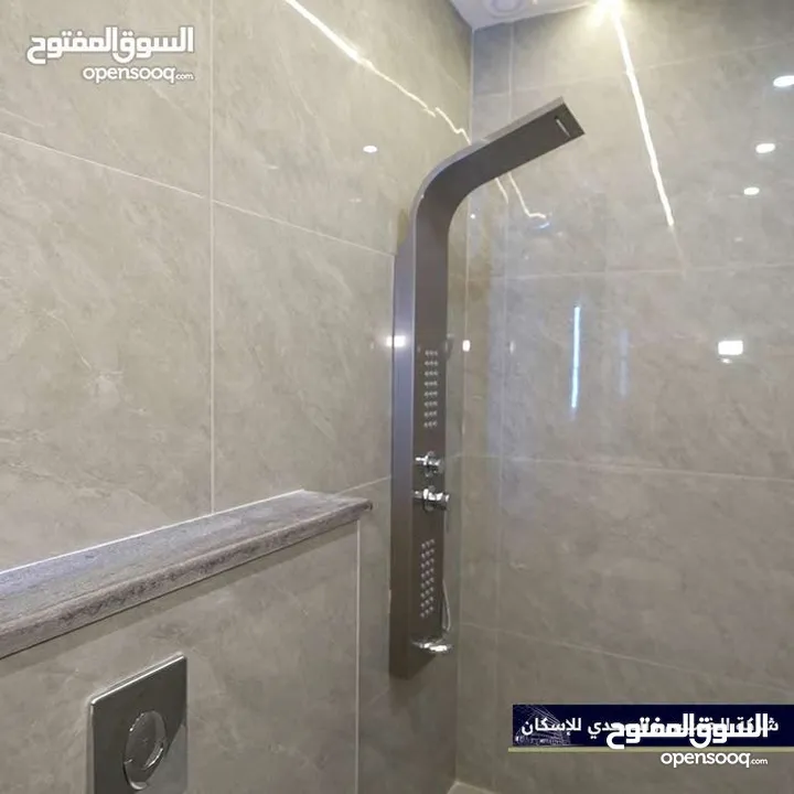 شقه طابق اول للبيع بسعر مميز بأفضل موقع في مرج الحمام