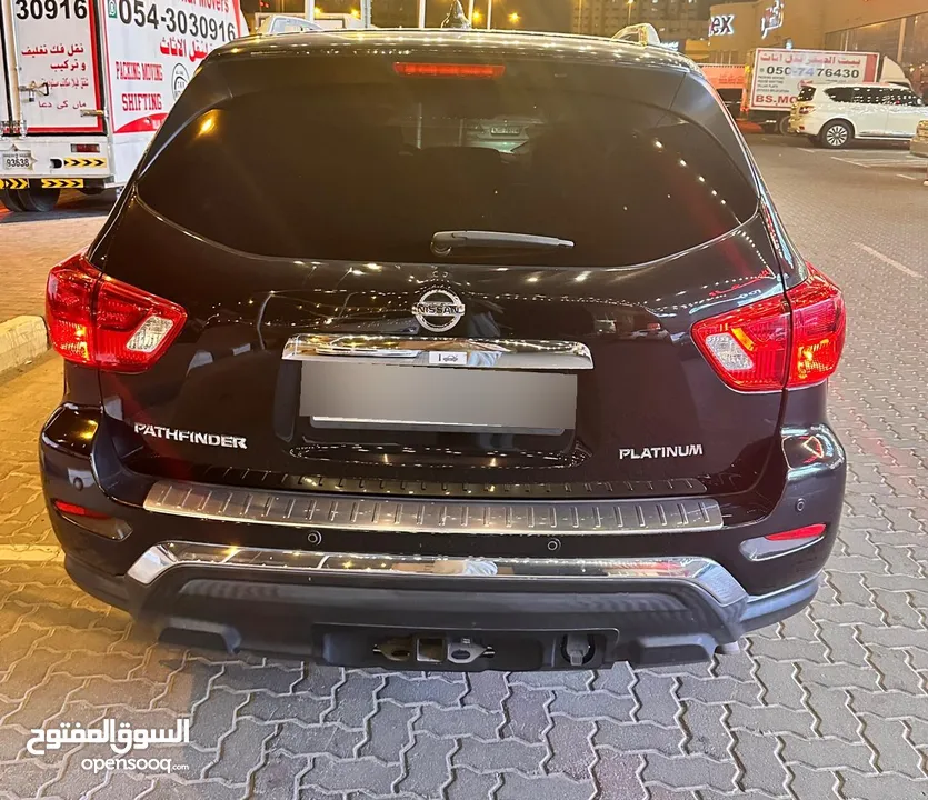 Nissan Pathfinder Platinum 2019 Model