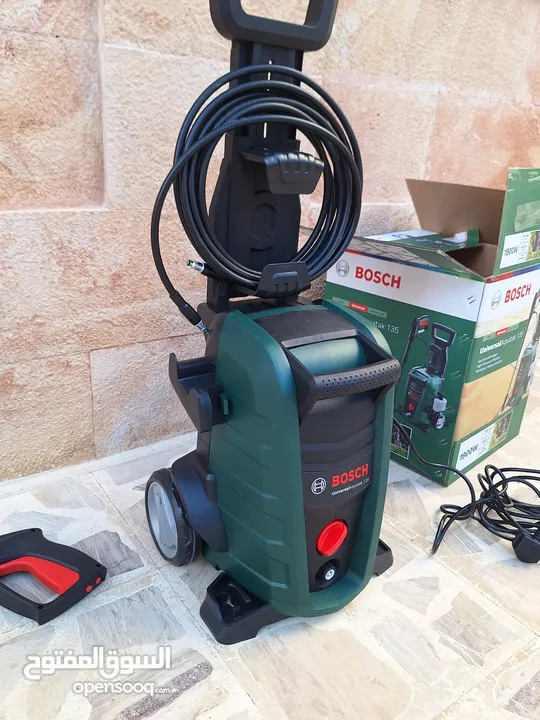 للبيع مضخة ضغط عالي Bosch Universal Aquatak 135 لغسيل السيارات. نظيفة.شبه جديدة.