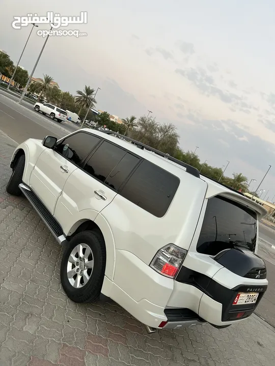 Mitsubishi Pajero 2017 Gcc full option first owner in very good condition in Alain 120 kilo