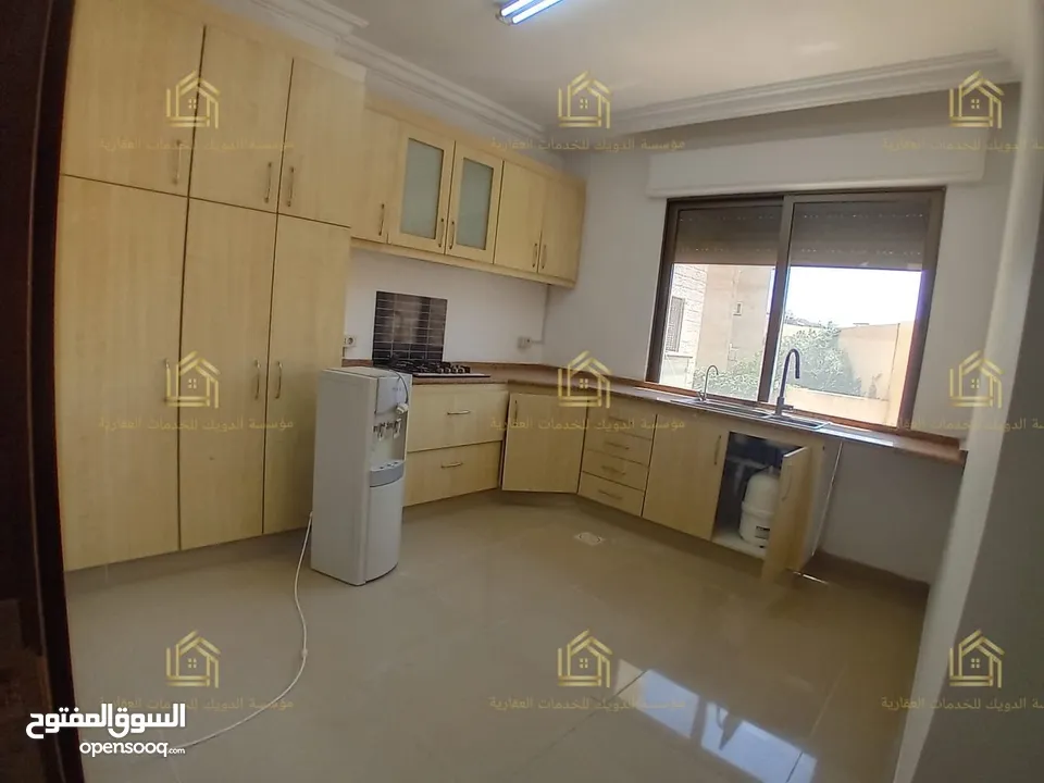 شقة مميزة - دير غبار - 2نوم 1ماستر - بإطلالــــه مميزة - قرب الخدمات العامة