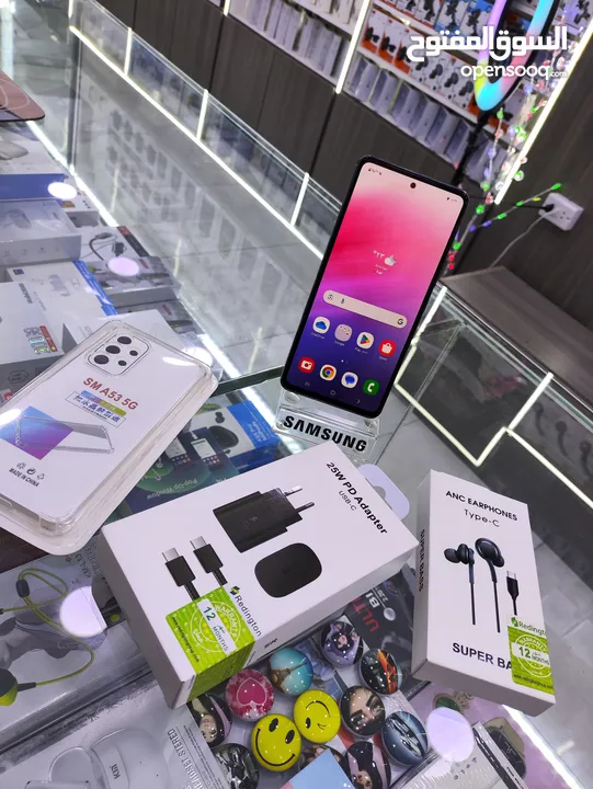 يتوفر جهاز Samsung A53 وكالة بدون كرتونه معه بكج هدية جيجا 128 رام 16