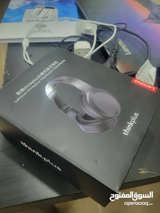 New Lenovo TH30 Wireless HiFi,Headphones,Premium Sound & USB-C Charging