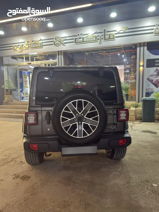 جيب رانجلر روبيكون صحارى