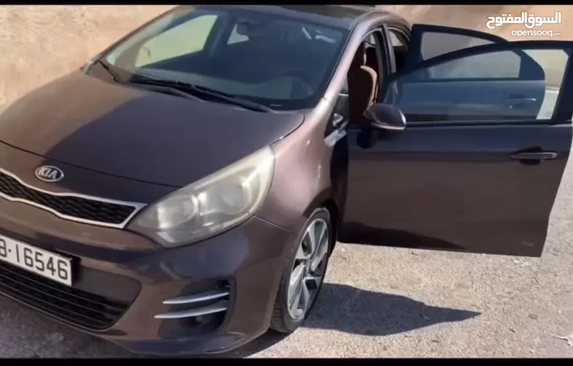 Kia rio 2017 كيا ريو هاتشباك لون بني غامق