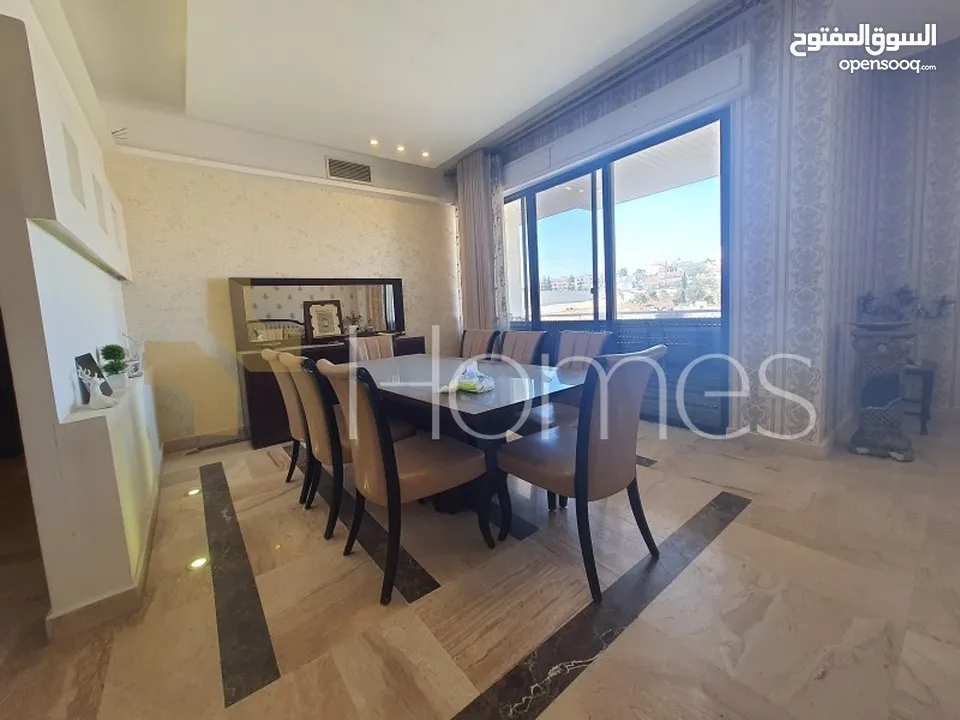 شقة باطلالة عالية للبيع في رجم عميش بمساحة بناء 270م