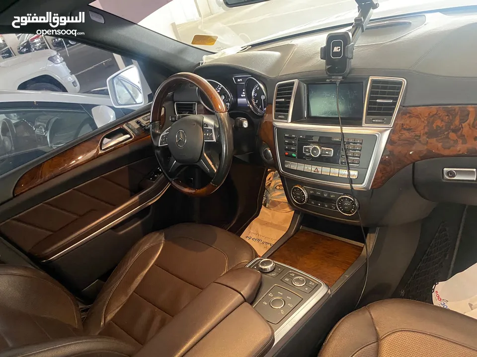 MERCEDES-BENZ GL500 2015 GCC FULL OPTION