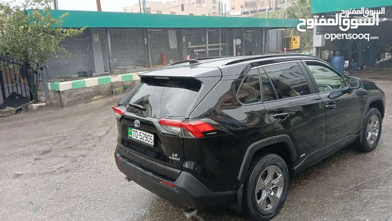 تويوتا راف فور 2024 عداد زيرو للايجار 4*4 مكتب اللقوت لتأجير السيارات السياحيه