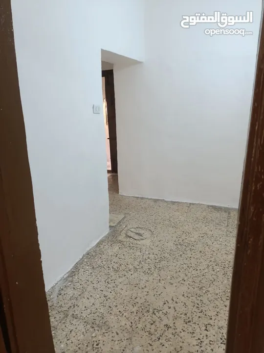 شقة فارغة للأيجار في جبل النظيف
