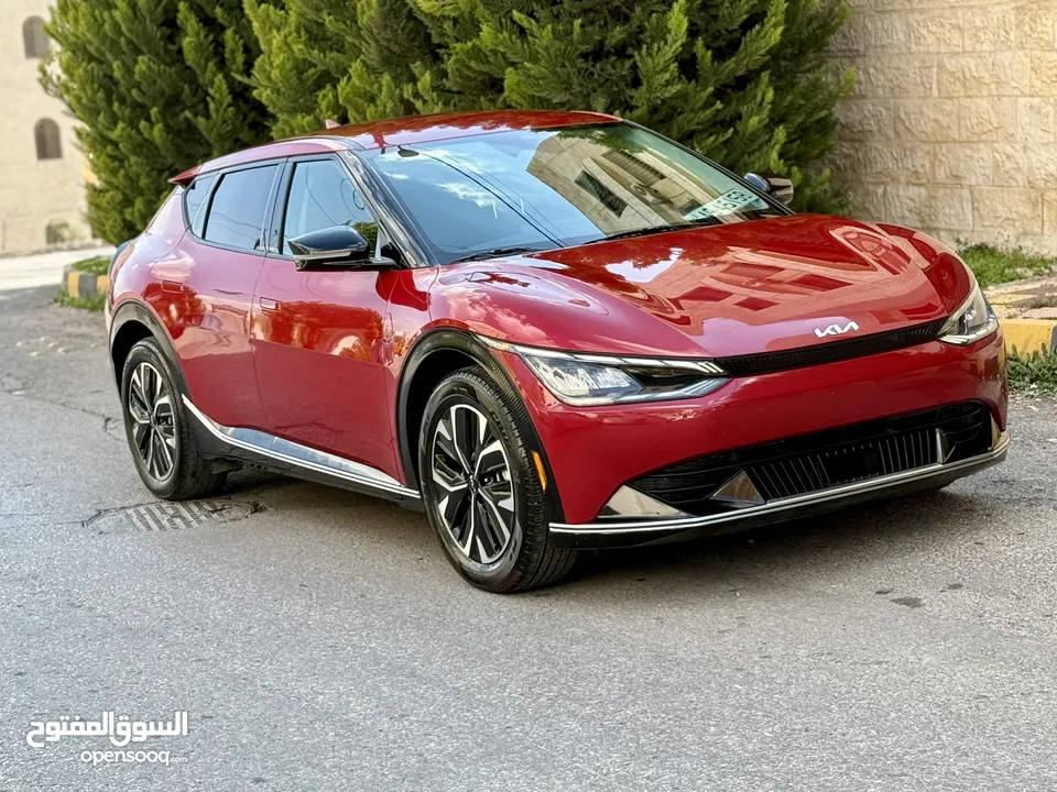 كيا EV 6 2022 فل وجمرك جديد ماشيه 30 الف بسعر مغري كاش واقساط بدفعه 3000 دينار