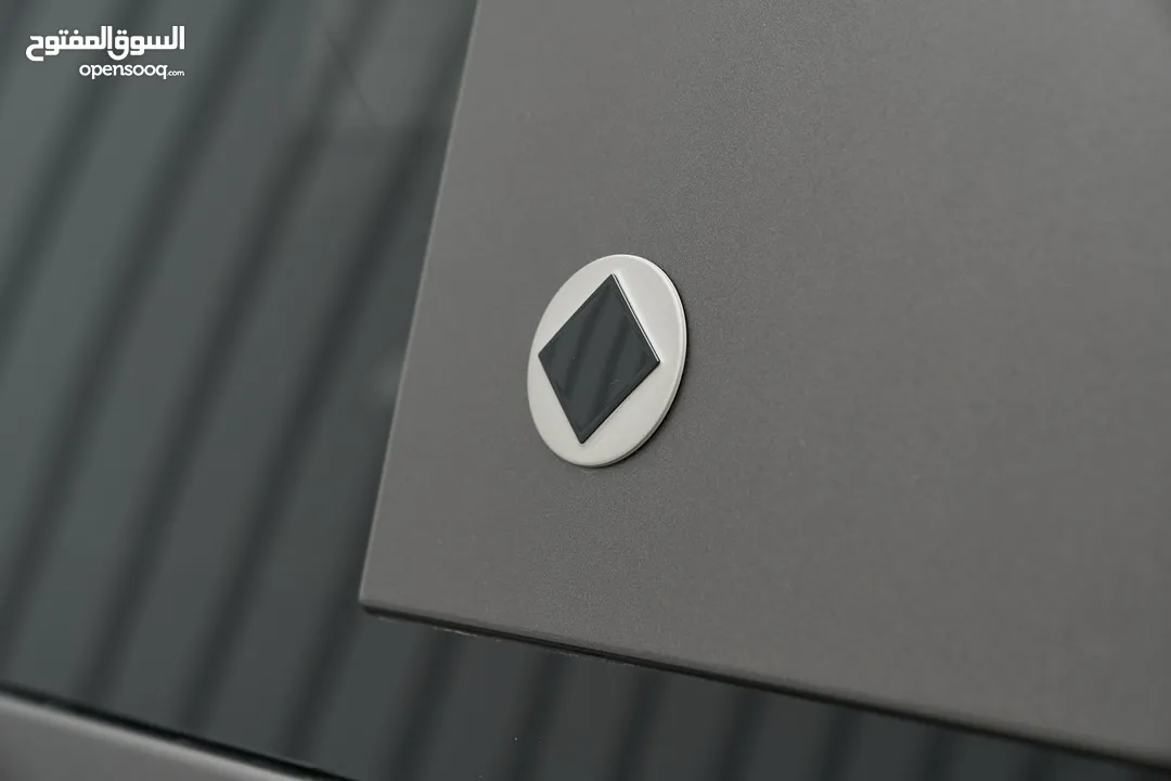 Land Rover Defender 110 Octa