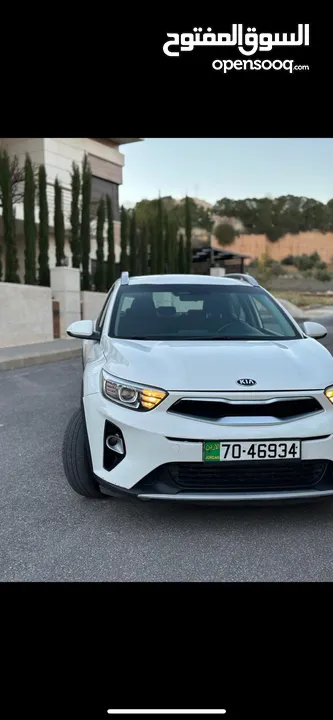 Kia stonic 2022 full option available for rent