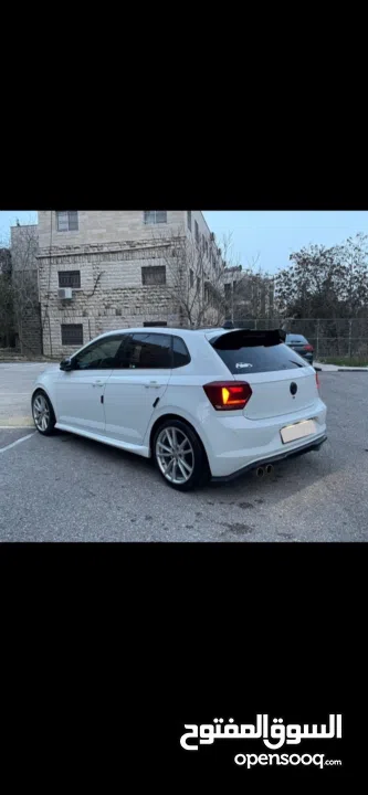 Vw polo ب حاله الوكاله  اصل اوتوماتيك  فلللللللللللل عدا فتحه