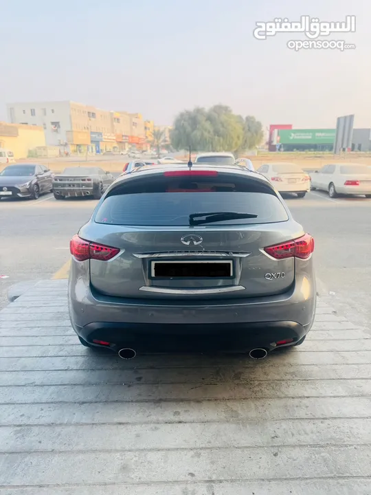 Infinity QX70