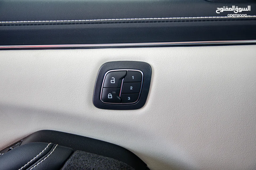 2022 Ford mustang AWD