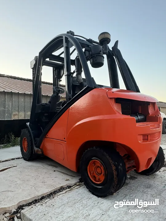 Linde forklift  H3.5 ton  2005