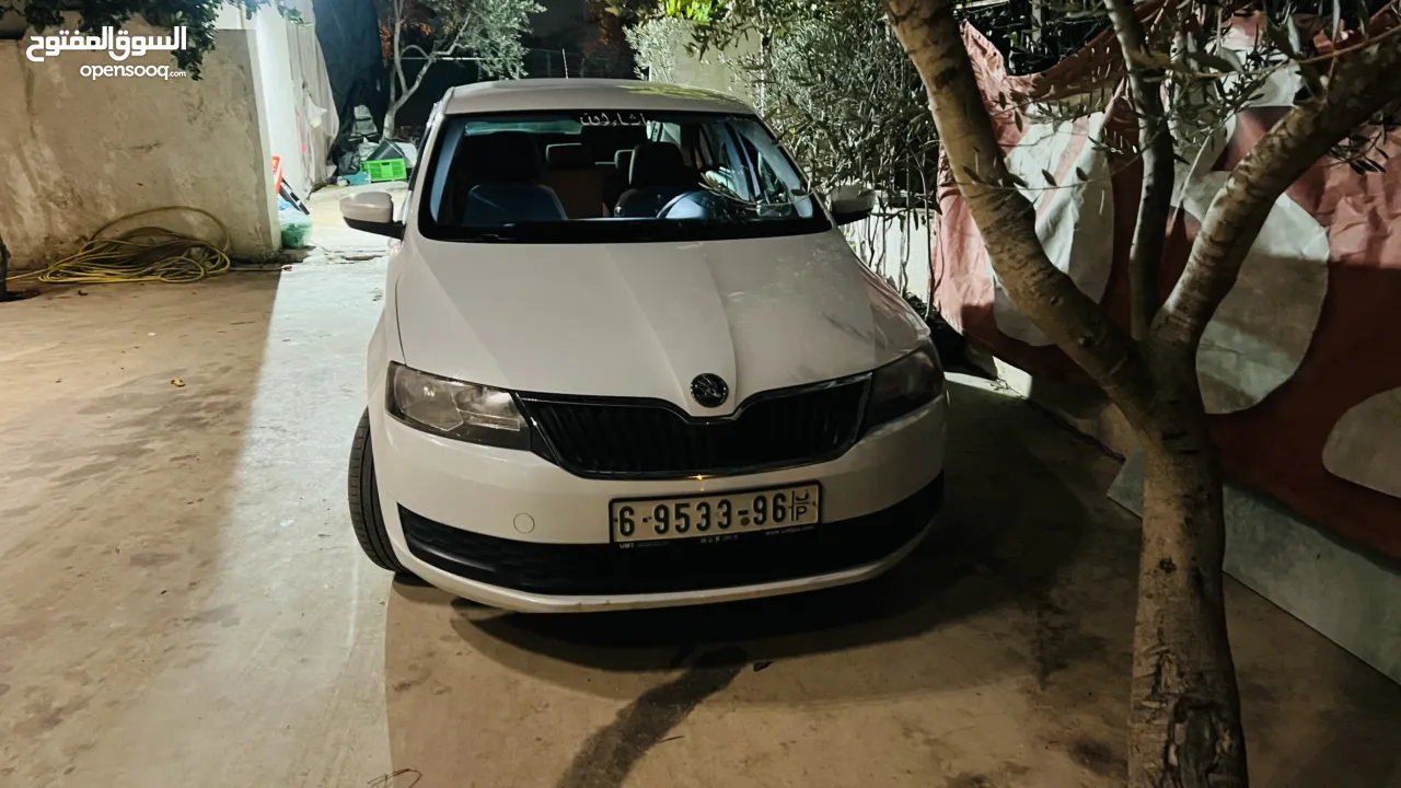 سكودا ربد 1.4 بنزين اتمات