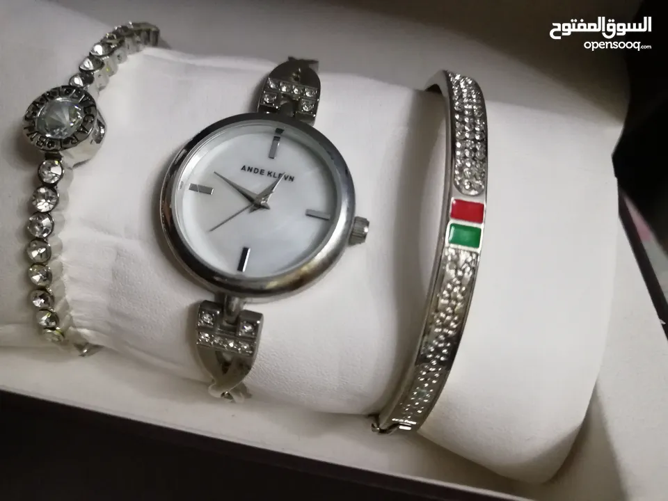 سوارتين و ساعة طقم