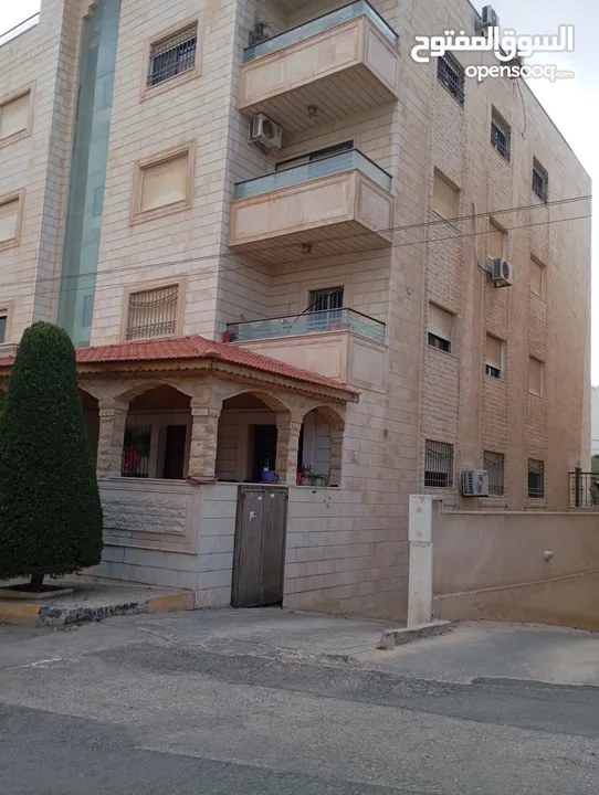 Modern 3-Bedroom Apartment  150 sqm  Master Suite, 3 Baths  Prime Location Near Amenities