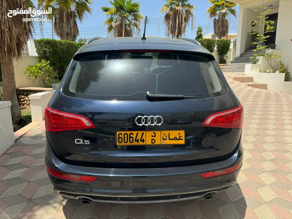 Audi Q5 expat lady owned only 146k kms.