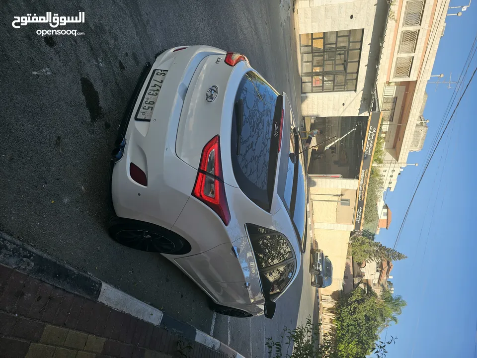 i30 هونداي 1,6 تيربو  فل مع بنوراما