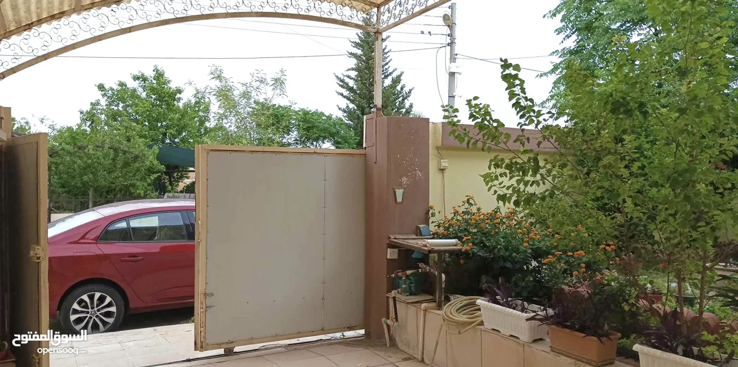 بيت للبيع 216 متر في موقع مميز ومنطقة راقية في اربيل في شاري اندزيران
