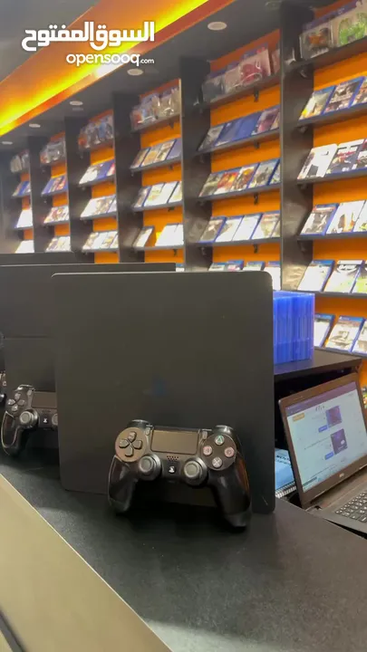 Ps4. بلايستيشن. بلايستيشن 4. PlayStation. بلايستيشن للبيع. Ps4 fat. Ps4 slim.  كل الاجهزه مكفوله سنه