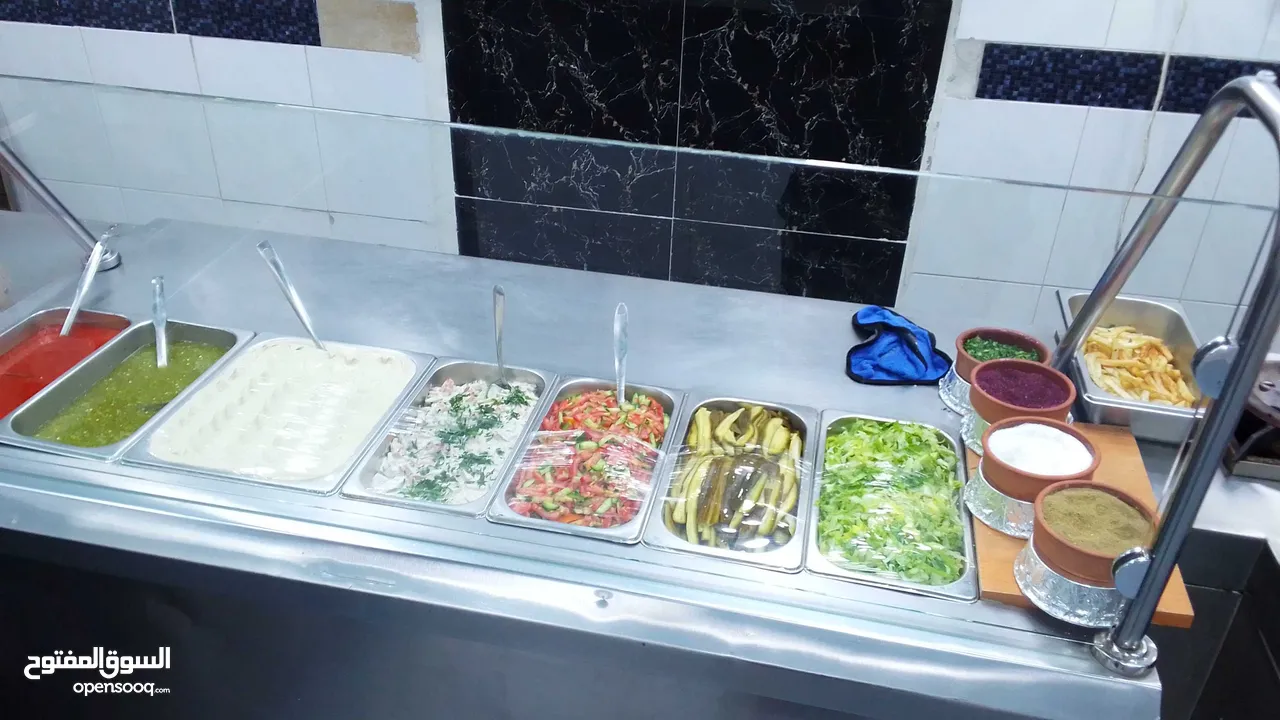 مطلوب ممول شريك لمشروع باذن الله تعالى ناجح مطعم حمص وفول وفلافل وسنكات...