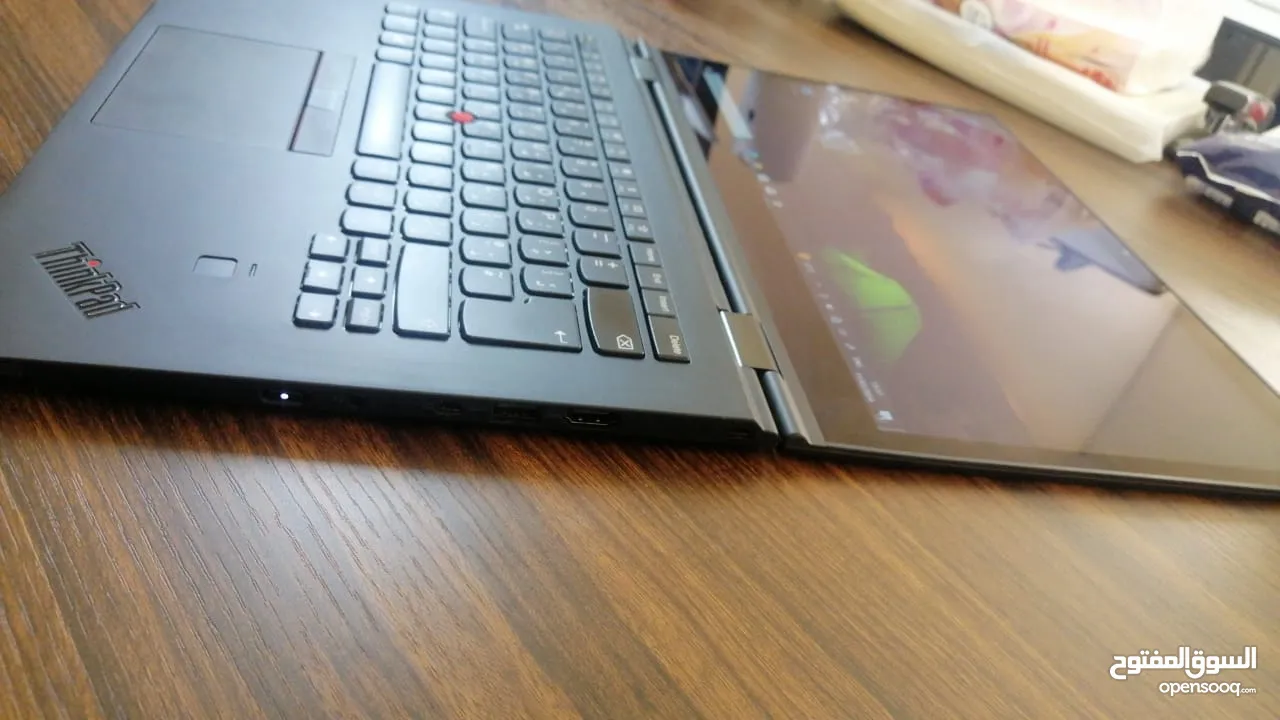Lenovo X1 Yoga i5 8th  touch flip 360 simcard