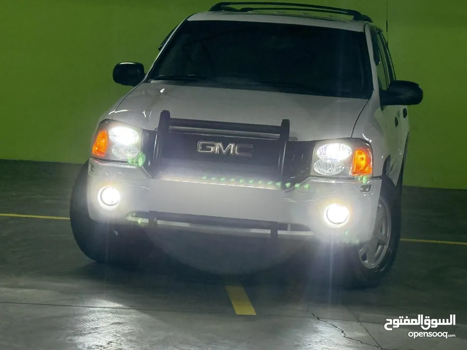 GMC Envoy 2002 جمس انفوي 2002 مالك ثاني بحالة ممتازة كرت ابيض
