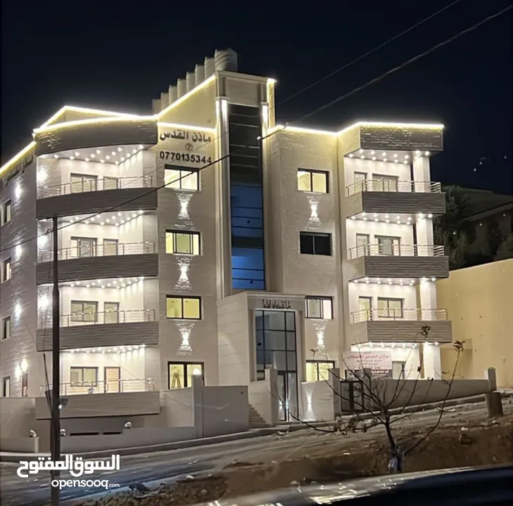شقة مميزه وفاخره - الجبيهه- ام زويتينه-شارع الاردن - بالقرب من مدارس الرواد ومسجد سويلمين- اطلاله