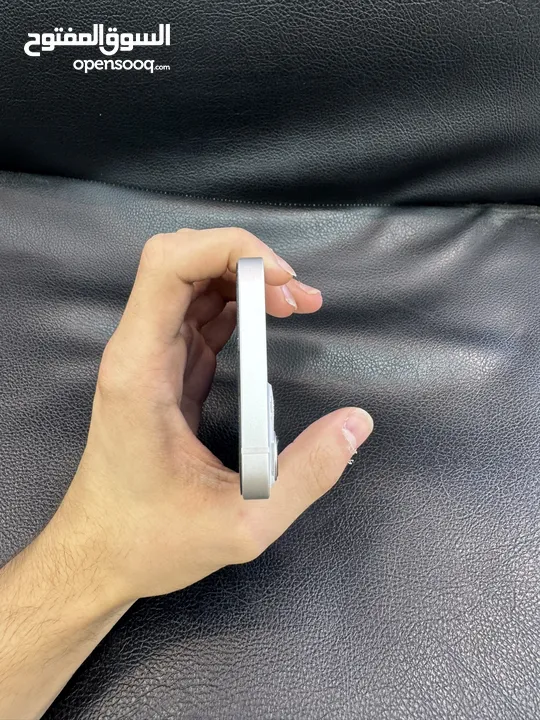 آيفون 13 للبيع