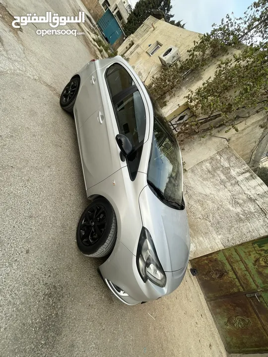 اوبل كورسا 2016