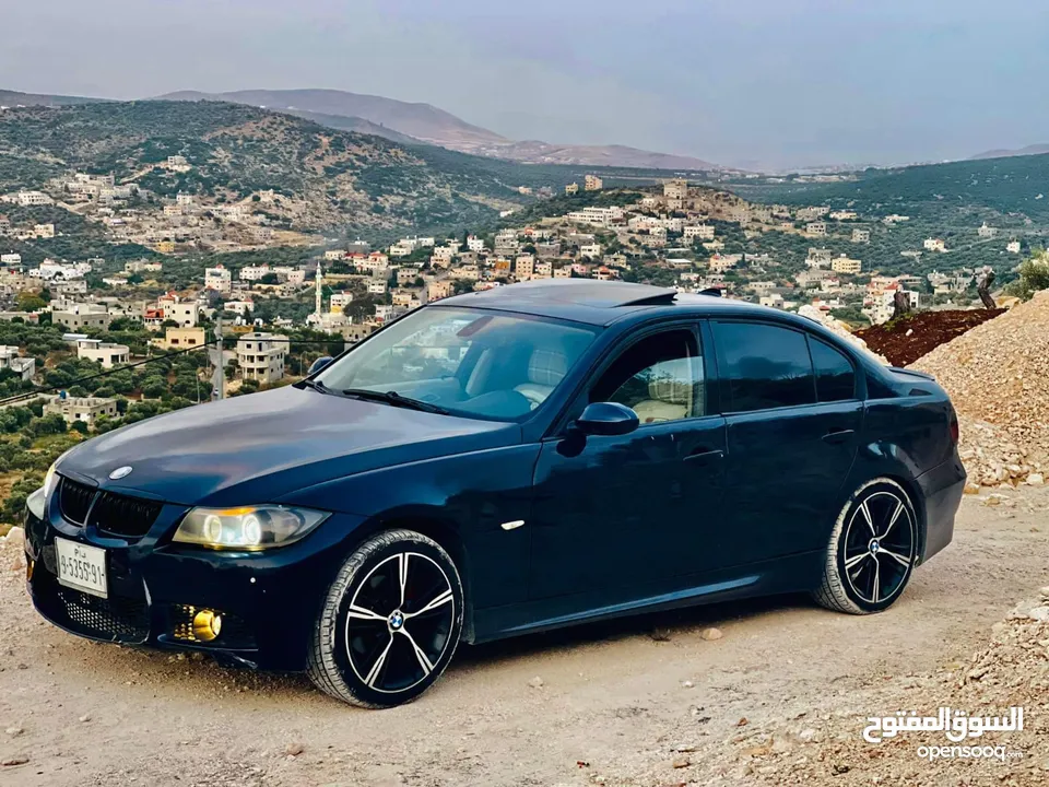 سيارة BMW E90