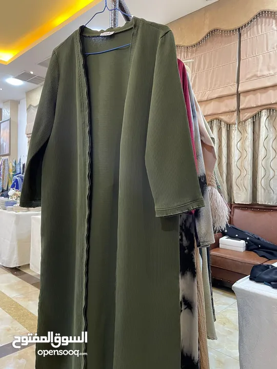 عبايات صيفية بأسعار منافسة