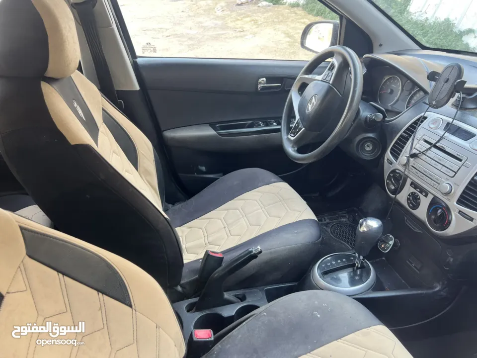 هونداي i20  2011 تومتيك مطور 1400 بنزي