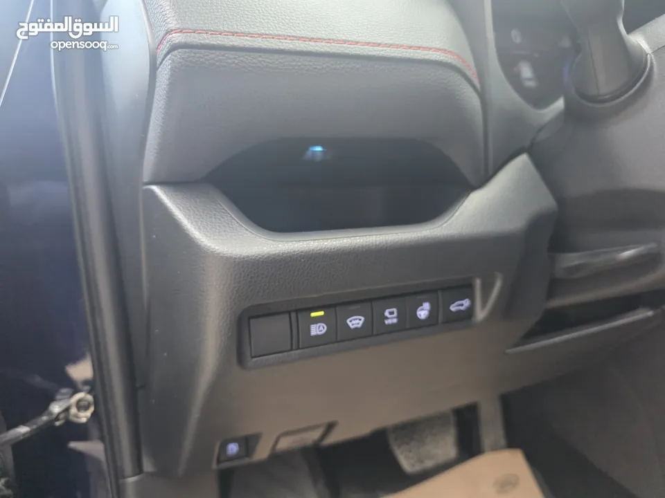 تويوتا راف rav4 plugin hybrid 2023/22 الافخم في البلاد.