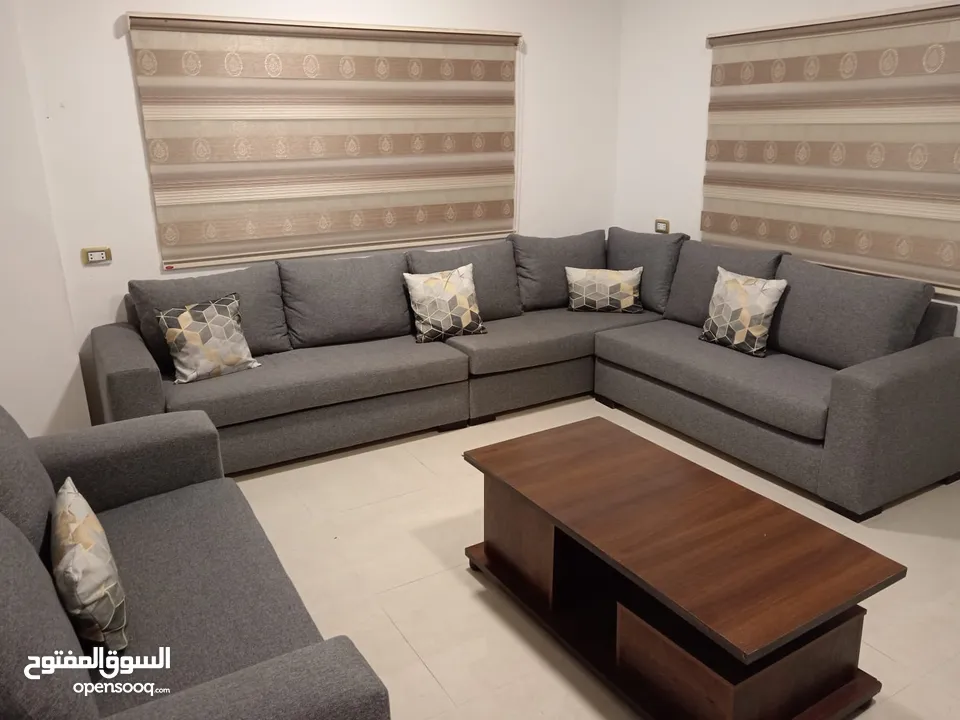 كورنر مع ثنائيه