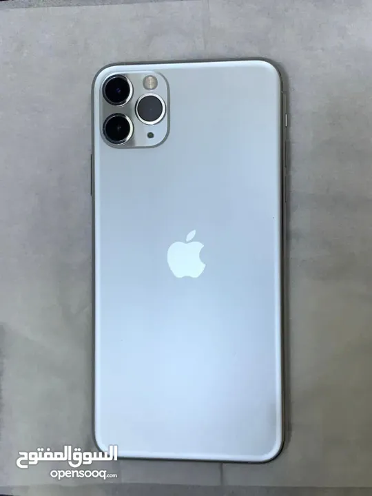 ايفون IPhone 11 pro maxبيض