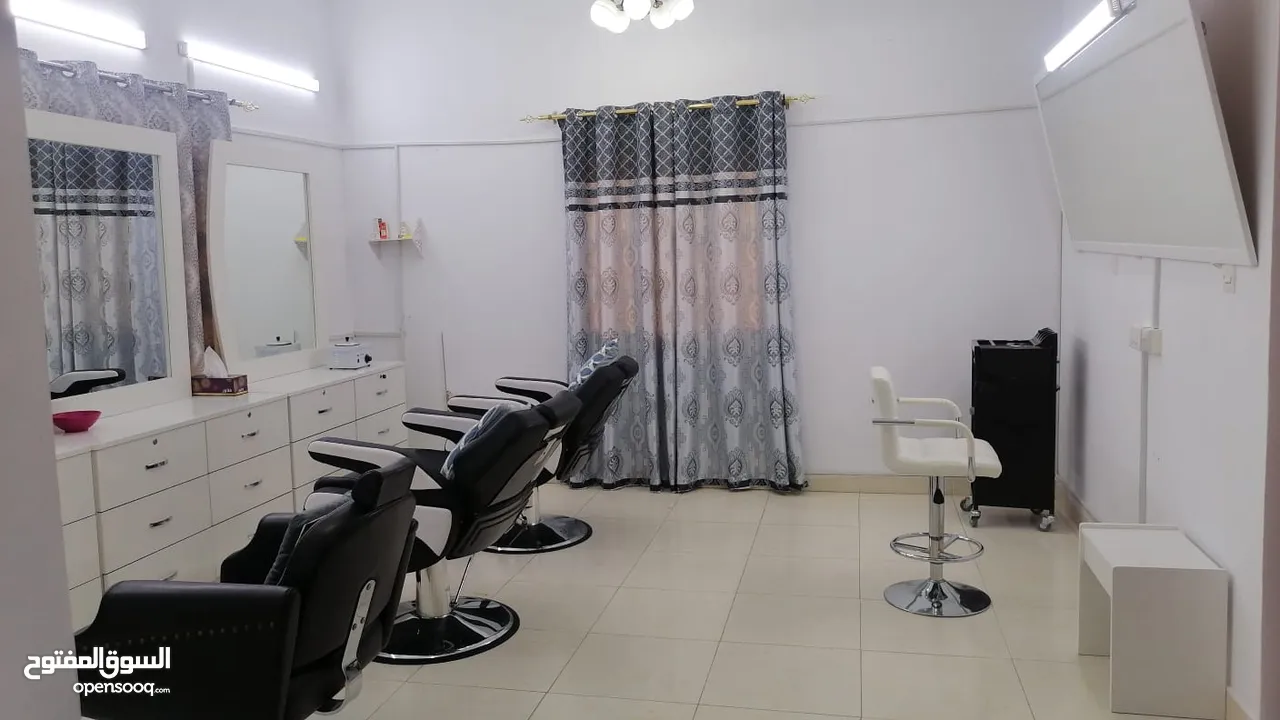 beauty salon parlour for sale