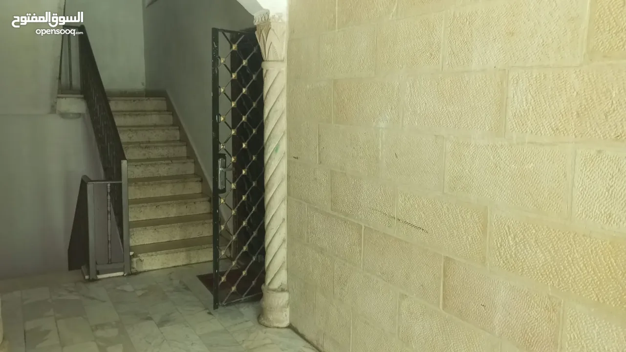 شقه ارضيه ضاحيه الامير حسن 125 متر  قابل للتفاوض