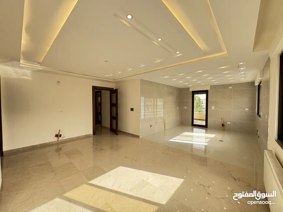 شقة مع روف ( دوبلكس ) باجمل مناطق النخيل مساحة 264م مع روف مرخص وترس 95م - شركة رمضان مميل للاسكان