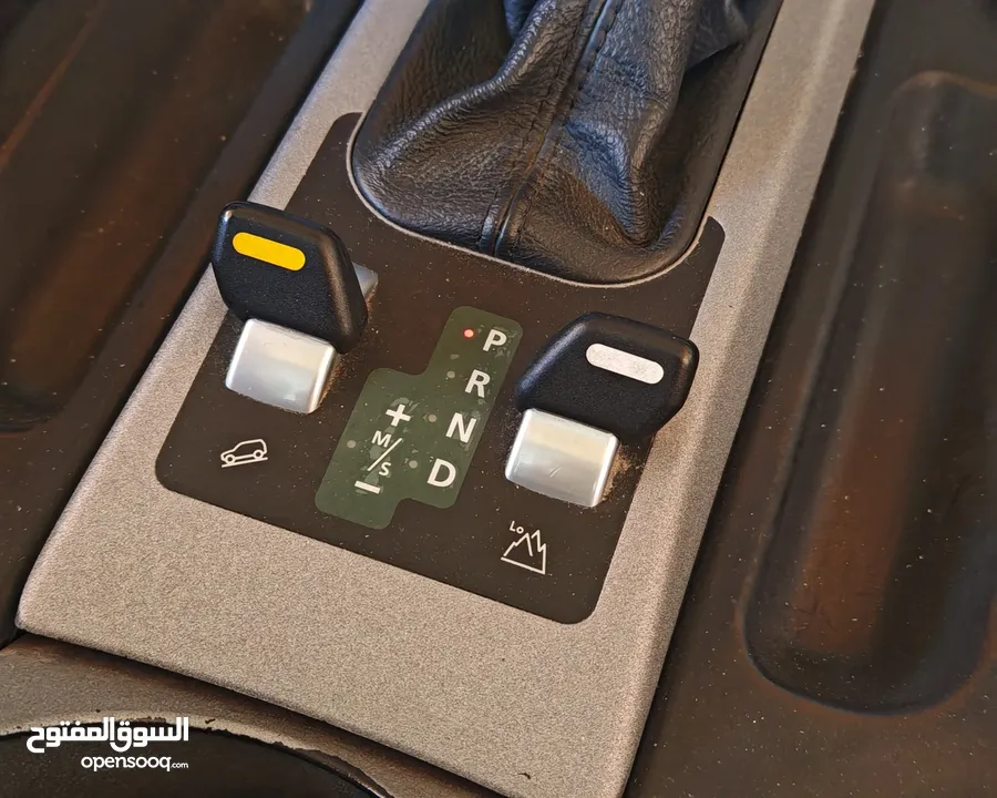 Range rover 2006 بحالة الوكالة