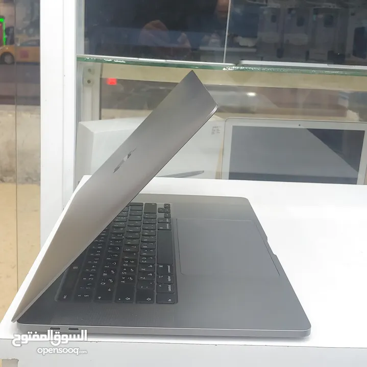MacBook Pro 16 Touch Bar 2019 core i9 32GB Ram 1TB SSD لابتوب ابل